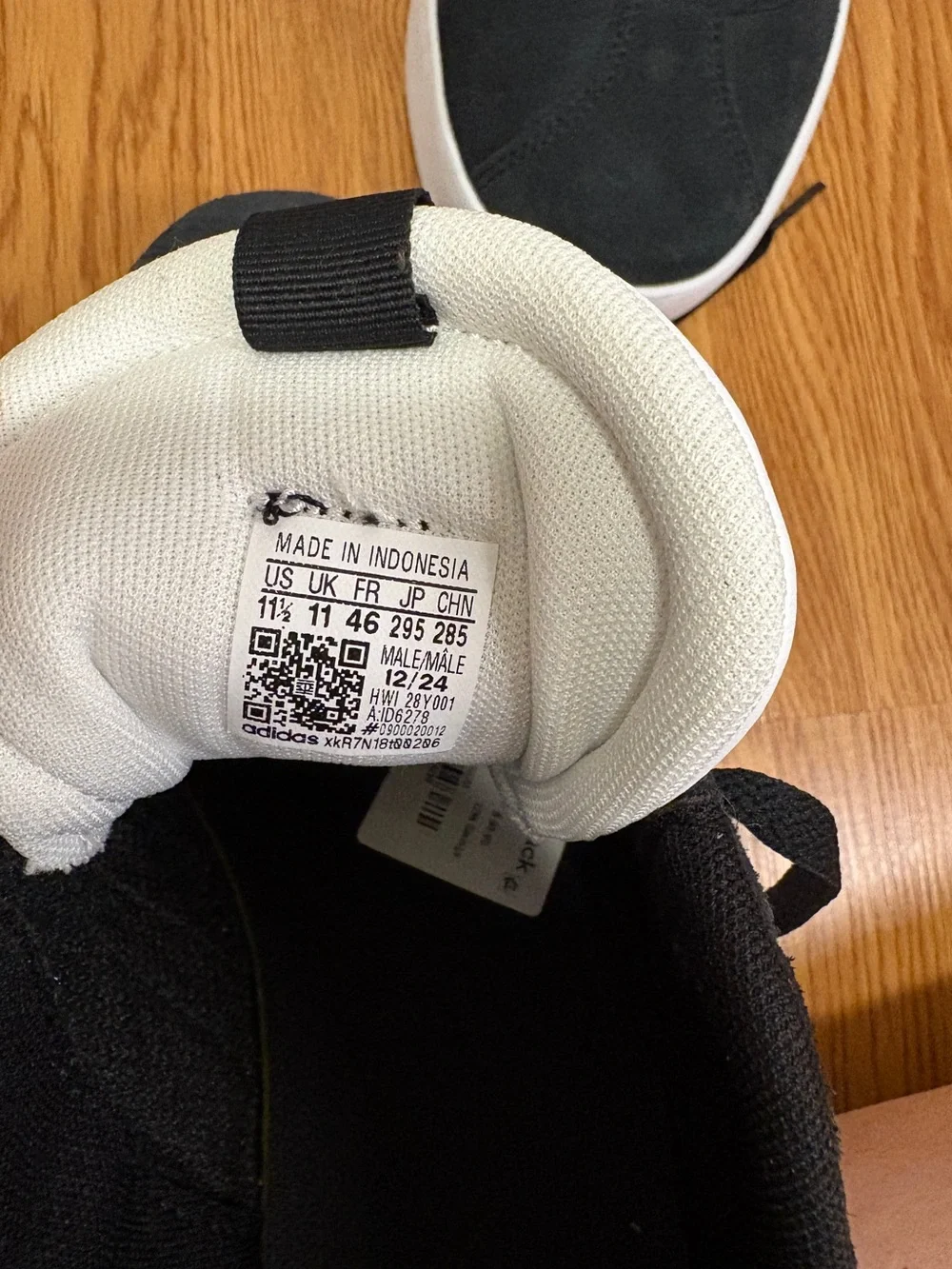 adidas men’s low